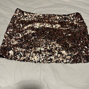 Free people sequin skirt. NWT. Size 8.